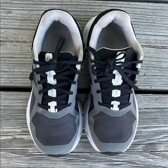 On Running Other - On Running Men's Black and Gray Shoes